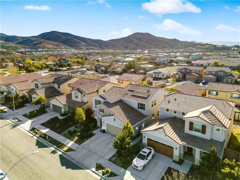 30219 Old Mill Road, Menifee, California 92584 home-pic-47